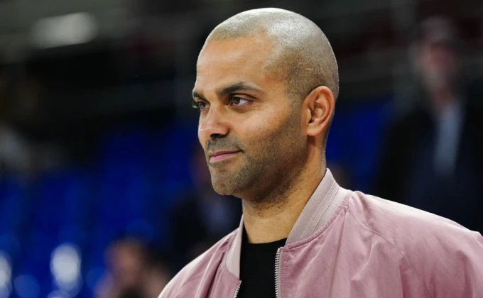 Sa Parkerom stiže i armija igrača, petoricu već objavio, a pomagaće mu bivši selektor Francuske!