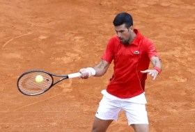 Novak velikog srca - Srpski teniser oduševio decu svojim performansom