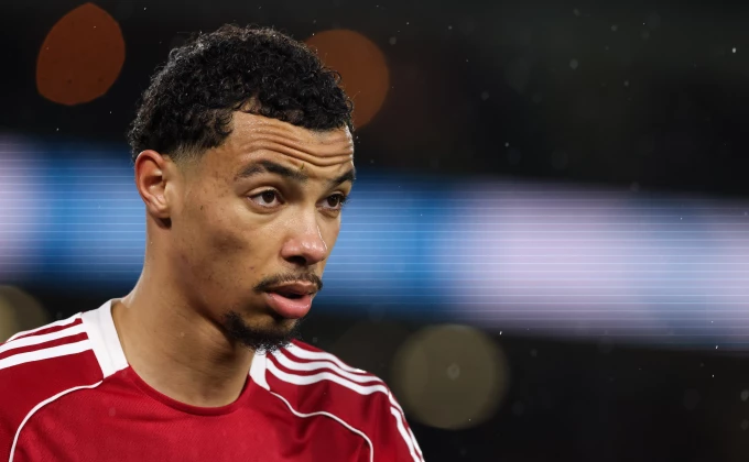 Ovaj Liverpul je hronično bolestan, Farke preživeo "nemoguću misiju"!