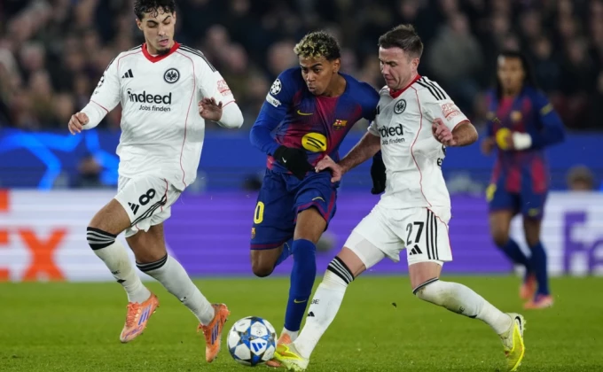 Jamal ljut napustio teren, Flik pokazao zašto je veliki trener