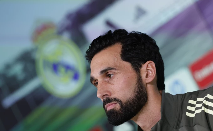 Kakav domino efekat i Alvaro Arbeloa u njemu!