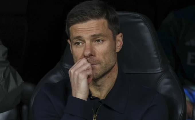 Zvižduci na "Bernabeu", igrači tvrde da su uz Alonsa "do smrti", Marka otkrila njegov status!