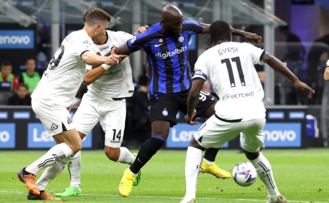 Read more about the article Nema kraja problemima – Lukaku opet povređen