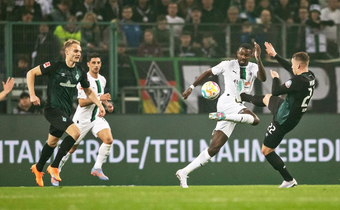 You are currently viewing Gladbah promašivao, Dukš kažnjavao i odneo bod u Bremen