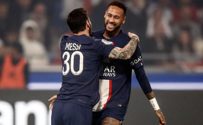 Read more about the article Mesi nije “prepisivao” od Ronalda – Kako se rešavaju problemi sa trenerom?