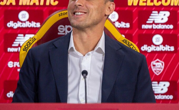 Read more about the article Matić impresionirao Italiju i pre debija za Romu!