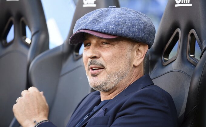 Read more about the article Mihajlović na udaru kritika, njegova ćerka žestoko odgovorila!