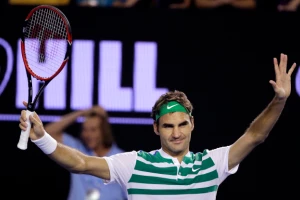 ''Pobedio'' povredu - Federer ponovo na terenu!