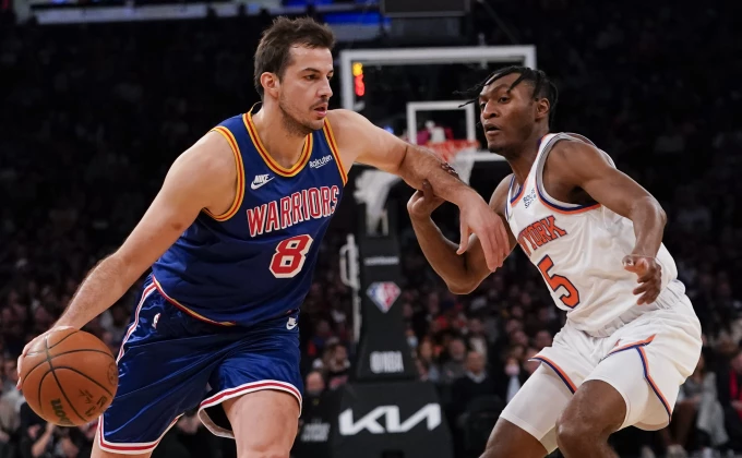 AP Photo/Mary Altaffer