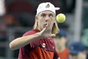 Pobede Šapovalova i Kontaveit, poraz Kerber u Rimu