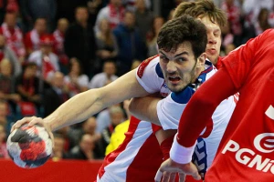 ''Makedonsko-crnogorski lobi'' presudio Srbiji?!