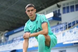 Lalatović potpalio, Stanisavljević štiklom zapalio Pazar, Radnik odoleo na Čika Dači!