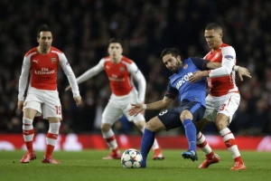 Defanzivac napušta Arsenal, ali ostaje u Premijer ligi