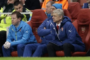 Venger: "Skols greši u vezi Arsenala"