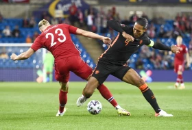 Uvertira za derbi - Haland nikad nije pobedio Van Dajka!