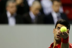 Nole rutinski - Srbija vodi!