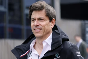 Iz Mercedesa odgovaraju Maksu: "On prolazi kroz horor"