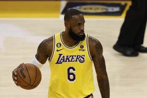 Lebron ulaže 1.5 miliona dolara da "ne bi stario"!