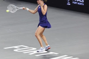 Pobede Švjontek i Garsije na završnom WTA turniru