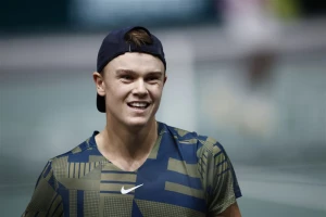 Danska ima novog teniskog superstara! Rune izbacio Feliksa u polufinalu Pariza!