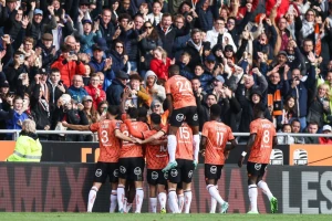 Lorijen u sjajnoj formi, pao i Ren!