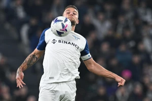 Sergej dočekan ovacijama navijača, Lotito ga "ohladio" stotkom!