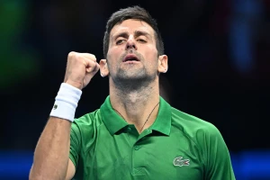 Novak okrenuo Austrijanca i furiozno slavio na egzibiciji u Dubaiju