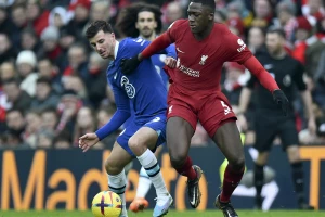 POLUVREME - Nula na "Enfildu", Ćelsi proklinje VAR!