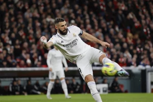 Dok Madrid strepi, Benzema se oglasio!