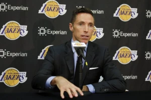 NBA legenda seda na klupu Netsa!