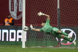 Portugalci pišu, Zvezda za 1.250.000 evra rešila pitanje golmana!