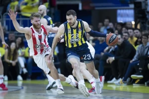 Potvrda neizvesnosti ovogodišnje EL - Fener "kišom trojki" izborio peti meč!