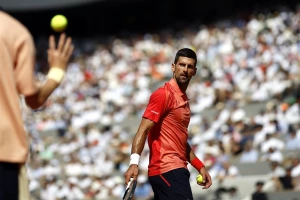 UŽIVO - Završen treći set, Novak vodi 2:1 posle Alkarazove povrede