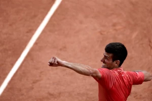 Nole: ''Zašto penzija?''