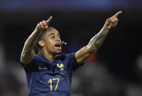 PSŽ završio DESETO pojačanje ovog leta, u Pariz stiže prva zvezda rivala za 45.000.000 evra!