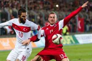 Arda Turan doneo bodove Turcima