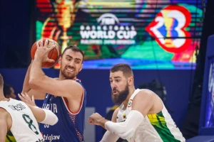 Strahuje li Valančijunas od Srba? Grci podsetili na čuveni duel iz Manile