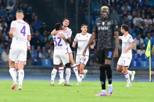 Muk na "Maradoni" - Fiorentina šokirala istraumirani Napoli