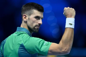 Skoro kao preslikano iz Pariza - Novak slomio Runea za savršen start Završnog mastersa