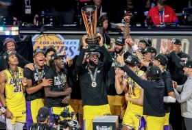 Lebron Džejms ponovo ispisao istoriju - Trofej ide Lejkersima!