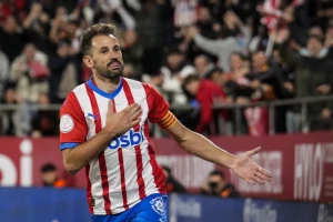 Đirona u epizodi "bez starca nema udarca", Kristijan Stuani srušio Betis!