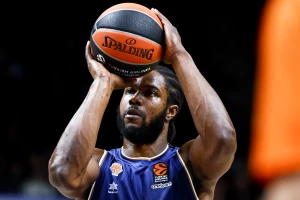 Imao usmeni dogovor sa Zvezdom? Potpisao Semi Odželeje!