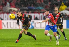 Real odustao, Napoli dobio levog beka!