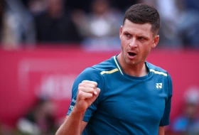Hurkač prvi finalista u Ženevi, Novak nema poraz protiv Poljaka
