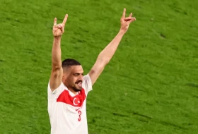 Šok - UEFA suspendovala heroja Turske zbog ultradesničarskog gesta, advokati se uključili u proces