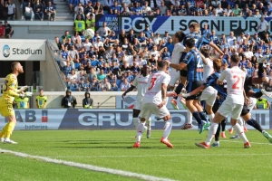 Fiorentina dva puta vodila u Bergamu, nije bilo dovoljno! Retegi nastavio da ''rešeta'', Vanja i Ivan još uvek neporaženi!