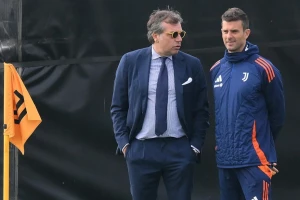 Zvanično - Juve se pozdravio sa Đuntolijem!