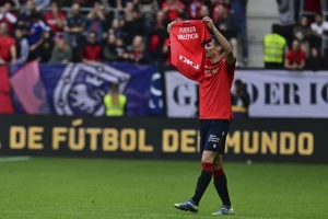 Osasuna slavi Budimira, Valjadolid tone ka dnu