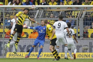 Dortmund sve bliži Evropi, "Švabe" blizu ispadanja!