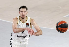 Asvel pokvario Bankijev debi, De Kolo srušio Efes u Istanbulu